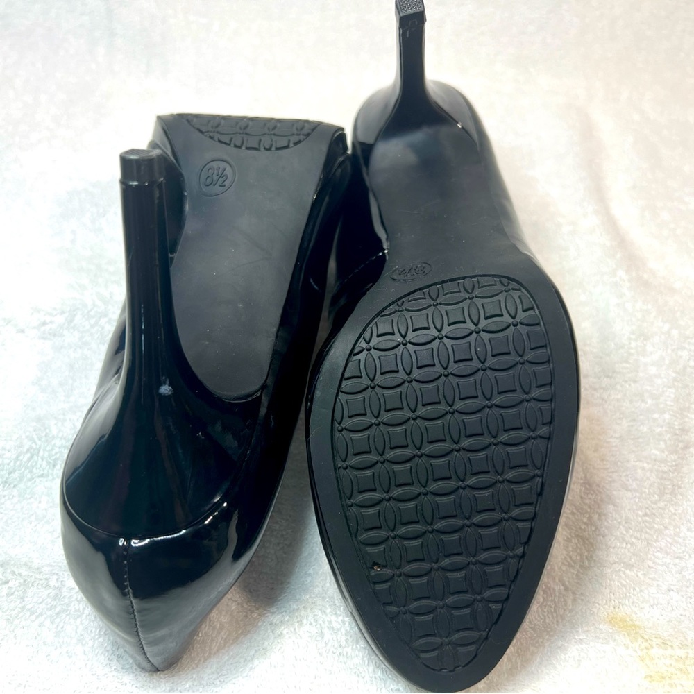 MERONA, Black 3 inch patent leather pumps - Picture 3 of 3
